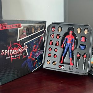 Spiderman Into the Spider-Verse Action SV Peter B. Parker Sentinel Miles Spider Man Action Figuren Model Toys Joint Movable Doll