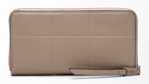 s.Oliver Geldbörse Zip Around Wallet Brown beige