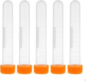 Klare Plastikflasche zum Filzen von Puppen