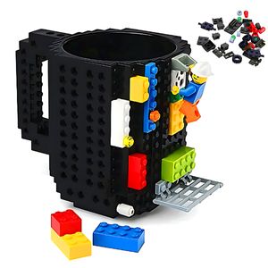 Černý LEGO hrnek 350 ml – Must-Have pro každého milovníka kostiček.