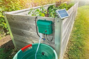 Esotec 101100 Solar Bewässerungssystem WATER DROPS ideal für Hochbeete