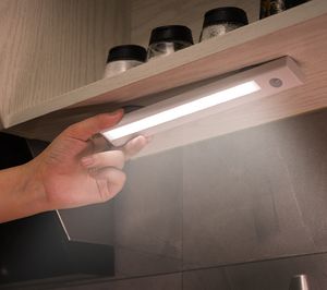 INF LED světelný pásek s pohybovým senzorem White