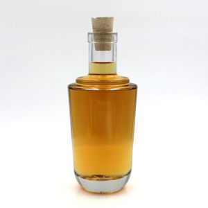 gouveo 12er Set Glasflaschen 200 ml “Alchimia” mit Spitzkorken - Kleine Flaschen aus Glas mit Korken - Glasflasche zum Befüllen mit Likör, Whisky, Schnaps