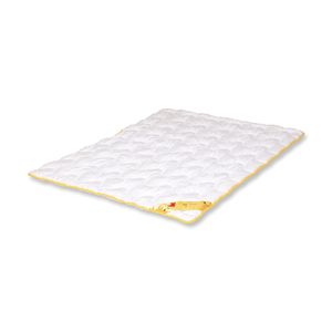 Traumschloss Baby Duobett Kinder Bettdecke warm 100 x 135 cm kuschelig weicher Bezugsstoff und atmungsaktive Faserfüllung