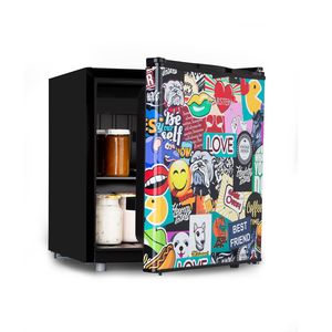 Klarstein Cool Vibe - Kühlschrank, , Volumen: 48 Liter, VividArt Concept: Tür mit StickerBomb-Comic-Design Print, Eisfach, Geräuschentwicklung: 42 dB, schwarz