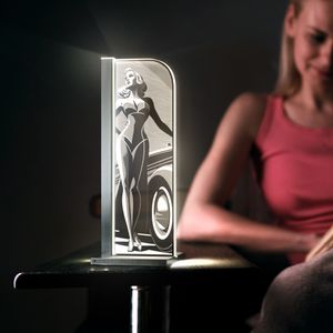 Luverre LED Tischleuchte  Retro Style Woman Rechteck Silber