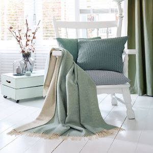 Biederlack Kaschmirplaid  Farbe salvia-creme Größe 130x170cm