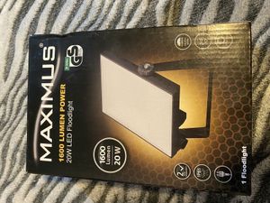 Maximus LED Flutlicht 20W Außen Strahler Neutralweiß Wasserfest Scheinwerfer  Neutralweiß 1600 Lumen