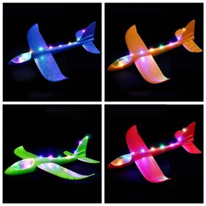 4er-Set Gleitflieger Wurfgleiter mit Licht,Styropor Flieger von JuniorToys Flugzeug Spielzeug(Blau Orange Rot Grün)