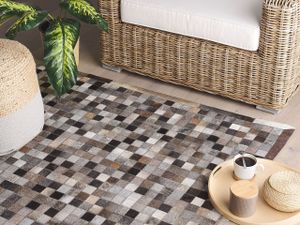 BELIANI koberec hnědý a šedý kožený 160 x 230 cm s patchworkový s geometrickým vzorem moderní
