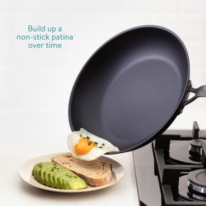 Navaris Kohlenstoffstahl Pfanne 28 cm - professionelle blaue Kohlenstoffstahl Bratpfanne - für alle Herdarten auch Induktion - Kohlenstoffstahlpfanne eingebrannt