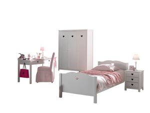 Sada Amori se skládá z: Jednolůžko, noční stolek, psací stůl a třídveřová šatní skříň.