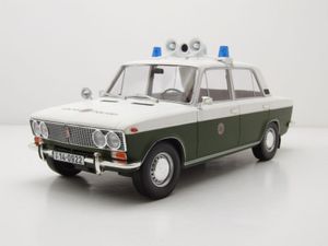 Lada 2103 DDR Volkspolizei 1975 grün weiß Modellauto 1:18 Triple9
