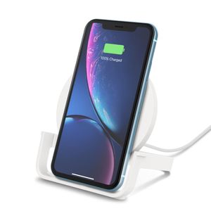 Belkin BOOST CHARGE - Bezdrátová nabíječka + síťový adaptér - 10 W - QC 3.0 - bílá