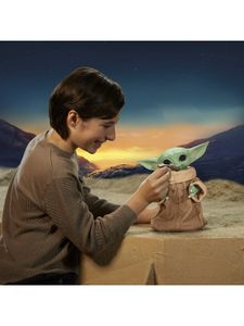 Hasbro Star Wars The Mandalorian Galactic Snackin Grogu Interaktive Figur 23 cm HASF2849