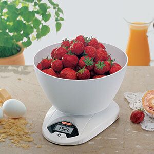 Soehnle 65081 Elektronische KÃ1/4chenwaage mit LCD-Infodisplay, Messbereich bis 5 kg, Kunststoff-Wiegeschale, Zuwiegefunktion, Automatische Abschaltung