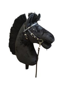 Steckenpferd Hobby Horse VIP - Pferd am Stock Spielzeug für Kinder Plüschpferd Geschenk Größe A3, Stocklänge 45 cm, Holsteiner Pferd - Schwarz