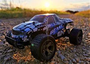 RC Monster Truck SPYDER ferngesteuertes Auto Monster Buggy 2,4 Ghz.