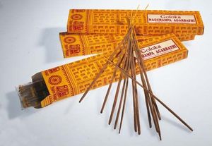 Goloka Nag Champa Räucherstäbchen 15 g Goloka Nag Champa Räucherstäbchen 15 g