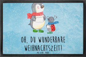Mr. & Mrs. Panda Fußmatte Smörle Winterzeit 50 x 75 cm - Eisblau - Geschenk, Weihnachtszeit, Fußabstreifer außen, Fußabtreter außen, Weihnachten Grüße, Weihnachten