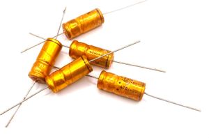 4x Kondensator ROE Axial Roederstein 470µF 40V EBM #730006 4x Kondensator ROE Axial Roederstein 470µF 40V EBM #730006