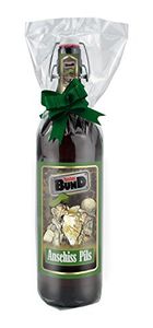 Beim Bund - Anschiss 1 Liter Flasche Bier mit Bügelverschluss in Folie und Schleife verpackt als Geschenk