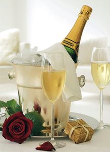 DeCoArt… SET 3 Kleine Umschlagkarte Champageflasche im Kühler Gläser rote Rose und Geschenk 8 x 11 cm