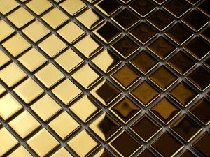 Lesklá zlatá sklenená mozaika "GOLD SHINE", dekoratívny zlatý obklad, moderný zlatý obklad