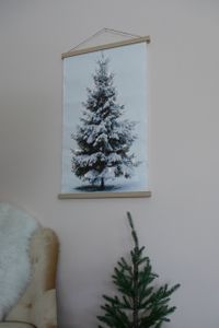 LED Wandbild Weihnachtsbaum: Wanddekoration mit Tannenbaum und Schnee