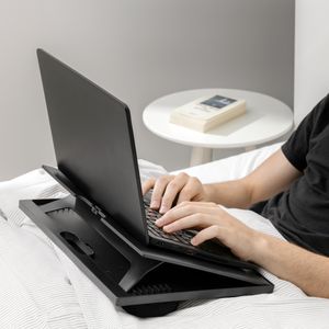 Navaris Laptop Tisch Ablage aus Kunststoff - Bett Couch Unterlage für Tablet - 37,6x28x5,8cm Laptopunterlage Laptopkissen - 8 verschiedene Stufen -