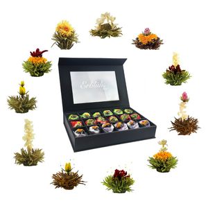 Creano Teeblumen Mix 18er ErblühTee weißer, schwarzer & grüner Tee in edeler Magnetbox mit Sichtfenster & Silberprägung Creano Teeblumen Mix 18er ErblühTee weißer, schwarzer & grüner Tee in edeler Magnetbox mit Sichtfenster & Silberprägung