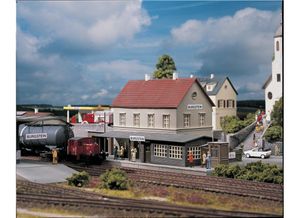 PIKO 61820, Model budovy, HO (1:87), Akékoľvek pohlavie, Nevhodné pre deti do 36 mesiacov, 300 mm, 130 mm