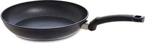Fissler Aluminium-Pfanne Versiegelte Stielpfanne, Beschichtete Brat-Pfanne, Antihaftend, Kratzfest, Alle Herdarten - Auch Induktion, Schwarz, 20 Cm