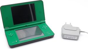 Kapesní konzole Nintendo DSi XL Zelená / černá