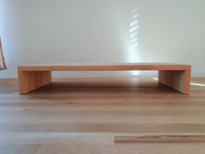 Bildschirmerhöhung PC und TV-Buche massiv 60cm