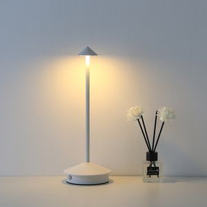 Kabellose Dimmbare LED Tischleuchte, Wiederaufladbar 4000 mAh Schreibtischlampe für Restaurants Bars Schlafzimmer Weiß