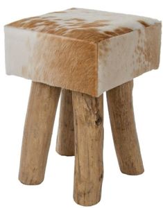 Casa Padrino Landhausstil Fellhocker Braun / Weiß / Naturfarben 30 x 30 x H. 45 cm - Sitzhocker mit Massivholz Beinen