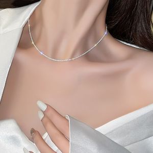 Silberfarbene funkelnde Schlüsselbeinkette Chokerhalskette Halsband für Frauen edlen Schmuck Geburtstagsgeschenk