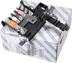 Original Fiat Batterie Pluspol Sicherungen für Ducato 244 1339308080