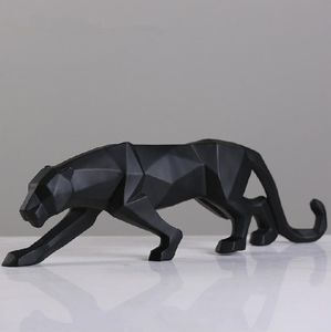 Moderne abstrakte Skulptur des Panthers aus Kunstharz, Schwarz