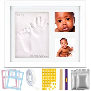 TIKIBOE Baby Bilderrahmen – Baby Geschenk Set zur Geburt für Junge & Mädchen – Ton Handabdruck & Fussabdruck – 3D Collage - Inkl. Farbrahmen & Ausroller - Muttertag Geschenke