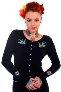 Banned Retro Strickjacke Hybrid Schwalben Cardigan Schwarz Blau Bestickt Rockabilly