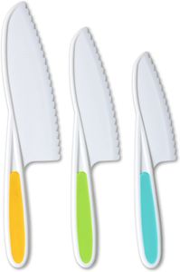 Kids Knives 3-teiliges Nylon-Küchen-Backmesser-Set: 3 Gr??en und Farben von Kinder-Kochmessern / fester Griff, Kindermesser mit Wellenschliff (unterschiedliche Farbe für jede Gr??e)