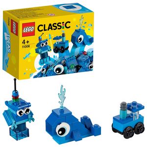 LEGO 11006 Classic Blaues Kreativ-Set, kreatives Spielzeug ab 4 Jahren mit Spielzeug-Wal, Zug, Roboter, Geschenk für Kinder Steine-Box mit Bausteinen