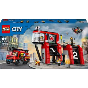 LEGO City Feuerwehrstation mit Drehleiterfahrzeug, Feuerwehr-Spielzeug mit Feuerwache und Feuerwehrauto, Geburtstagsgeschenk für Kinder ab 6 Jahren, Set mit Hund und 5 Minifiguren 60414