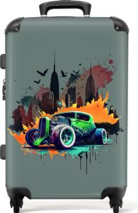 NoBoringSuitcases.com® Großer Koffer - Auto - New York - Graffiti - Grün - Hot Rod - Kombinationsschloss TSA - Hartschalen Trolley 4 Rollen - 72 liter - Reisekoffer - 66 cmKoffer Mittelgroß 67x43x25 cm, 72L,