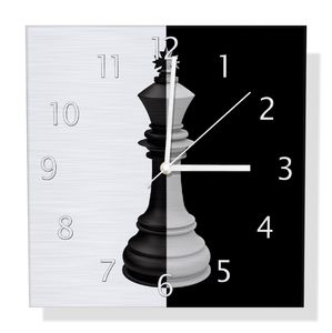 Wallario Design Wanduhr Schachfigur schwarz-weiß aus Aluverbund, Größe 30 x 30 cm