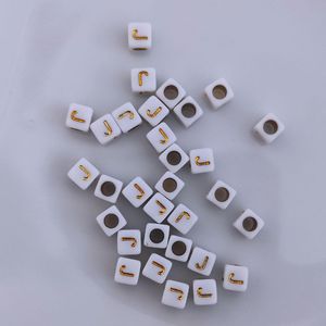 Buchstaben Perlen, 30 Stück, 6x6 mm, weiß mit gold, eckig, Buchstabe J