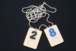 Rommey Domino Spiel Halskette Kette 80cm Miniblings Retro Spielen Spielstein bunt