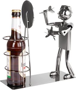 BRUBAKER Držiak na pivové fľaše Majstrovstvá v šípkach - kovová socha Stojan na fľaše - kovová figúrka Darček pre hráčov a fanúšikov šípok - s blahoželaním